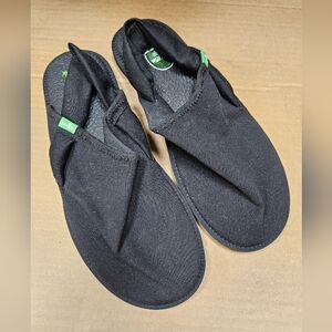 Sanuk Black Yoga Sling Cruz Suede Comfort Sandal Size 9